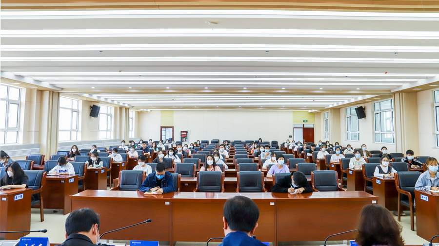 2022年5月17日   365英国上市官网在线入党积极分子、发展对象培训启动仪式 (3)_调整大小.jpg